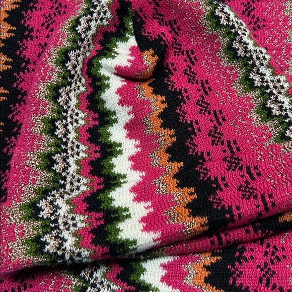 1641 Missoni Scarf and Beanie Hat set Pink Green White Gold - Picture 9 of 9